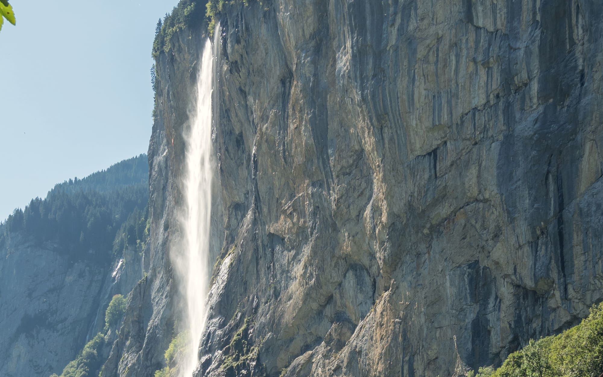Staubbach Falls pouring down the cliffs of Lauterbrunnen